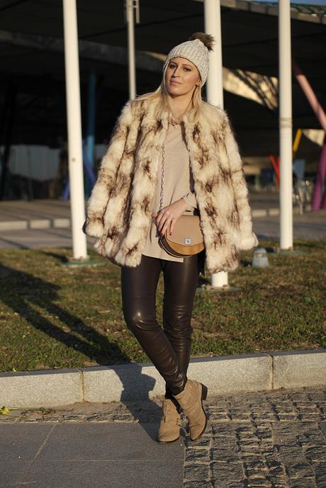 POMPOM BEANIE POMPOM BEANIE