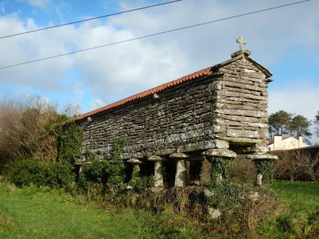 Camino a Finisterre. Etapa 3. De Santa Mariña a Cee Camino a Finisterre. Etapa 3. De Santa Mariña a Cee