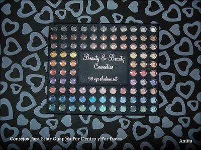 Maquillaje en Tonos Morados.