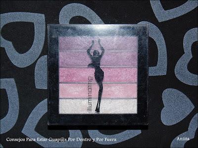 Maquillaje en Tonos Morados.