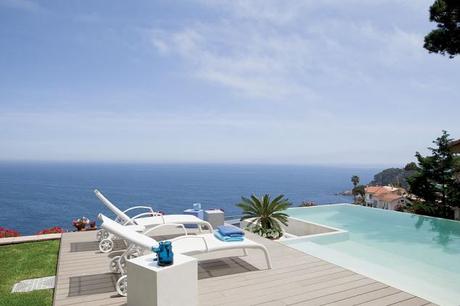 UNA VIVIENDA EN LA COSTA BRAVA