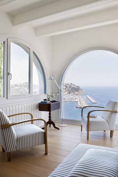 UNA VIVIENDA EN LA COSTA BRAVA