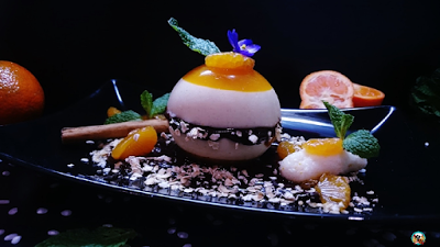 Esfera de mousse con mandarinas