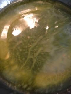 RODABALLO AL HORNO CON PATATAS Y CEBOLLA