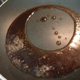 RODABALLO AL HORNO CON PATATAS Y CEBOLLA