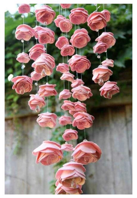 -DIY-Móviles de rosas en fieltro
