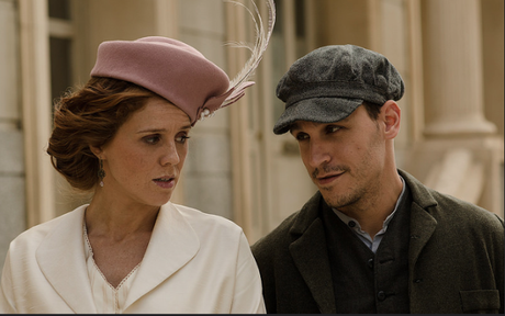 FRANCISCA DE LA SERIE 