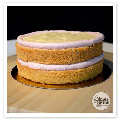 TARTA DE CREMA Y FRESAS / STRAWBERRY AND PASTRY CREAM LAYER CAKE