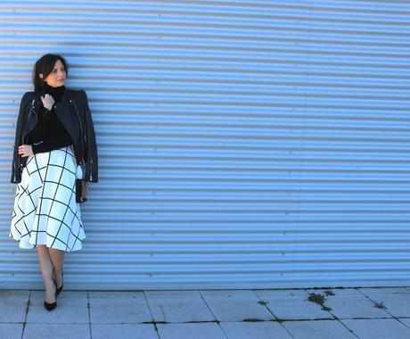 faldas largas de moda - fashion blogger con falda midi - midi skirt (57)