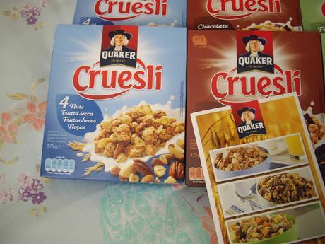 Desayunando con Quaker Cruesli