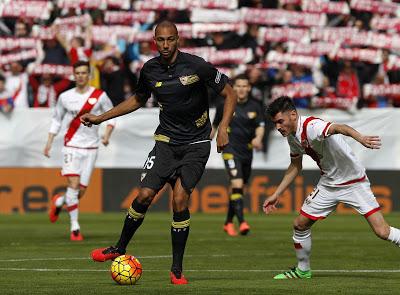 Rayo Vallecano 2-2 Sevilla. Este Sevilla no sabe ganar lejos de Nervión