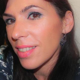 Tendencias de primavera: Mermaid Shades (Look, manicura & outfit) Tendencias de primavera: Mermaid Shades (Look, manicura & outfit)