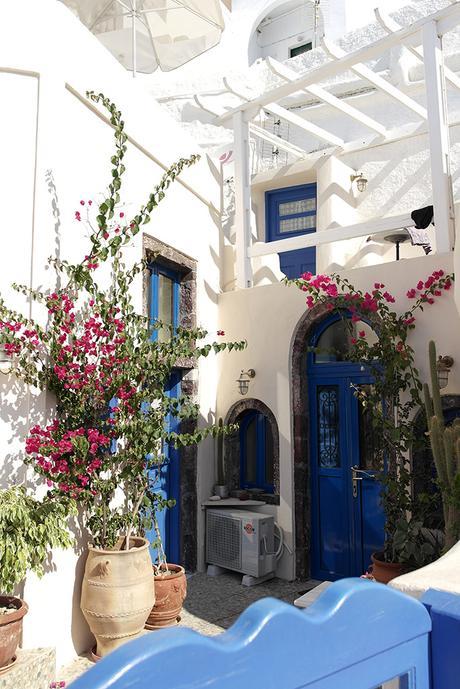 BASICS TO VISIT SANTORINI BASICS TO VISIT SANTORINI