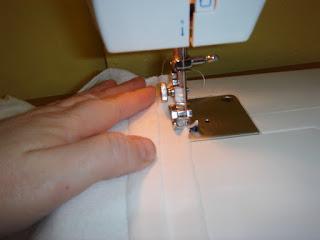 COMO HACER UNA CAMISETA BASICA CON APLICACION