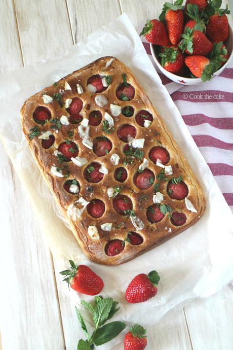 strawberry focaccia, focaccia de fresas