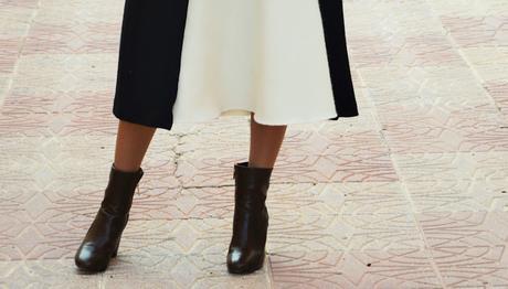 MIDI & WHITE SKIRT