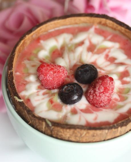 Smoothie vegano de aguacate y leche de choco casero