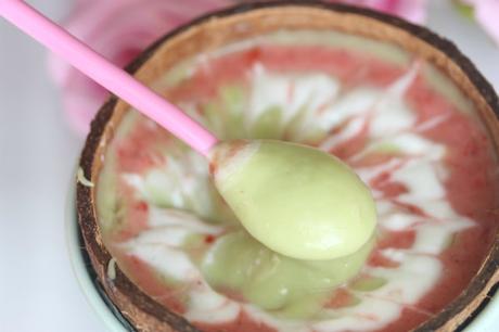 Smoothie vegano de aguacate y leche de choco casero