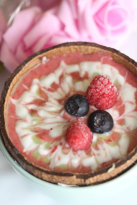 Smoothie vegano de aguacate y leche de choco casero