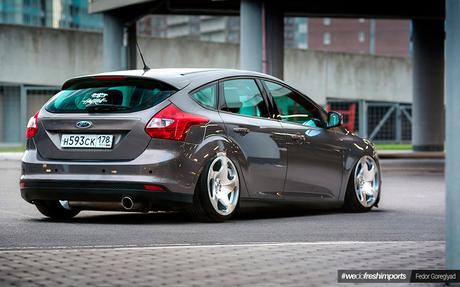 Ford Focus mk3 stance desde Rusia.