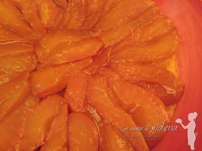 Tarta Tatin con peras y canela