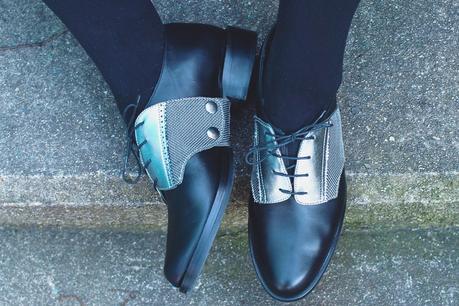 These shoes are made for walking - Claqué BCN