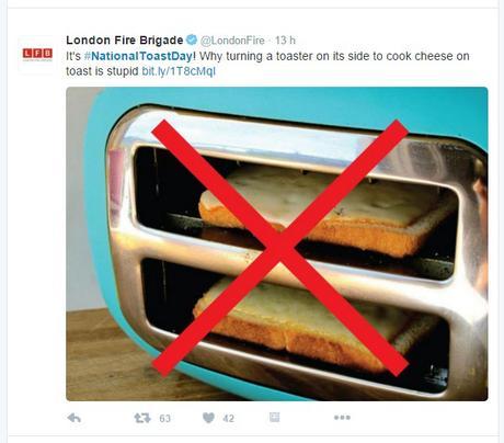 #NationalToastDay, las mejores acciones en Twitter toast firemen