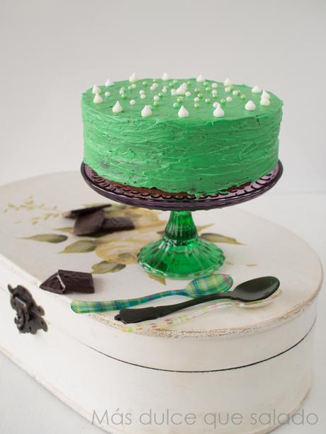 Tarta de chocolate y menta (con trocitos de After Eight!!)