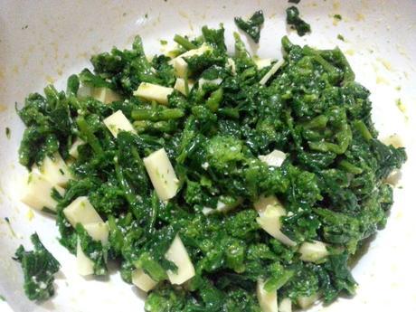 Rollitos de hojaldre relleno de queso y espinacas – Involtini di pasta sfoglia con broccoli e formaggio rollitoshojaldrebrocoli4