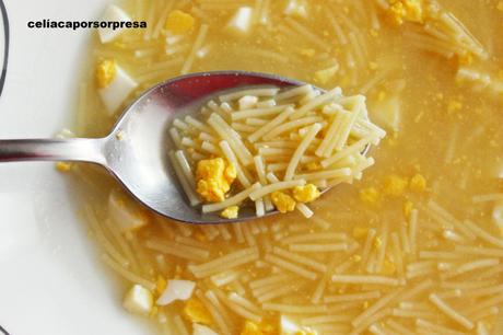 sopa-con-caldo-de-judias-verdes-cuchara