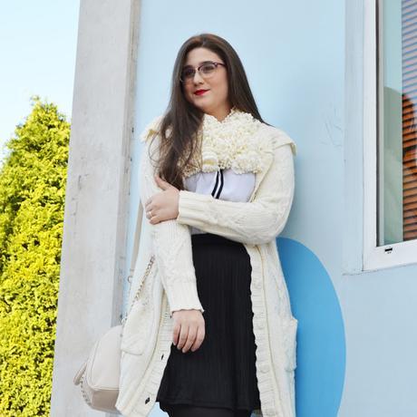 Outfit of the Day ~ Black & White ~ Curvy woman