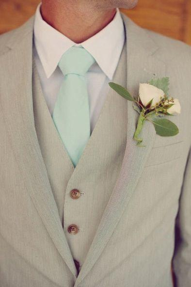 Novios con un toque verde Novio corbata color mint