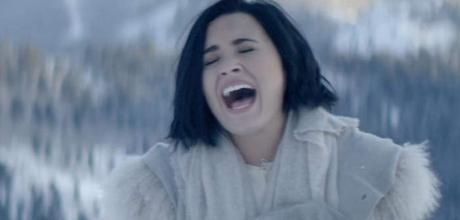 demi-lovato-stone-cold