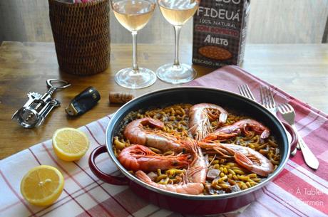 Fideuà de Calamar, Atún y Gambones