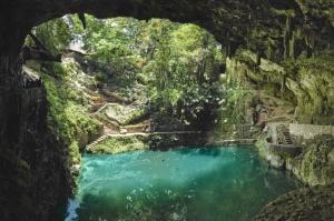 chichen_itza-cenote