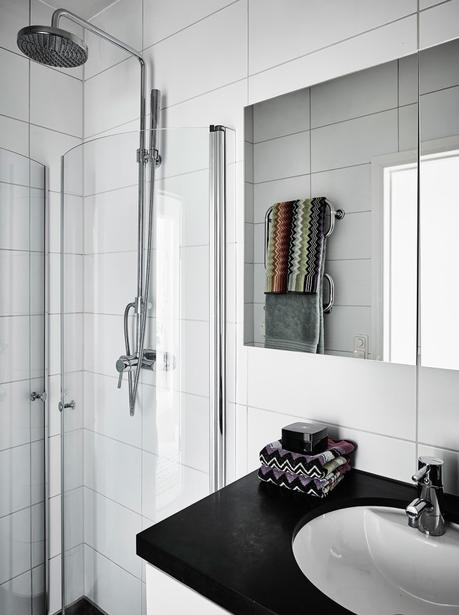 techos altos planta semi abierta lámparas colgantes interiores nórdicos decoración pisos pequeños decoración blanco cocinas nórdicas modernas blog decoración nórdica Amplitud con blancos y neutros 