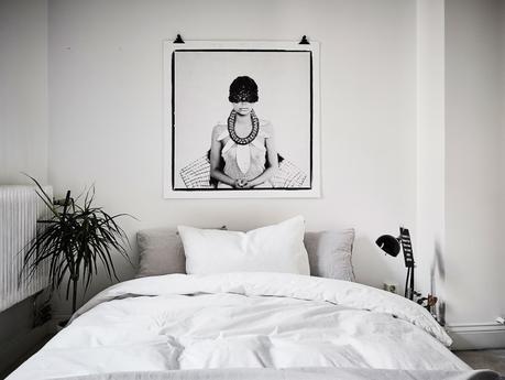 techos altos planta semi abierta lámparas colgantes interiores nórdicos decoración pisos pequeños decoración blanco cocinas nórdicas modernas blog decoración nórdica Amplitud con blancos y neutros 