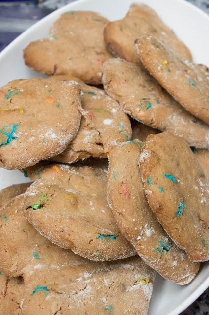 Galletas emanems y nesquik