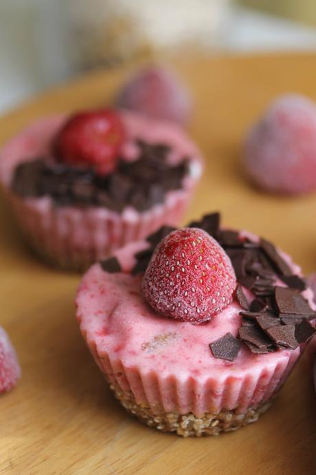 Mini cheescake vegano de fresas (RAW)