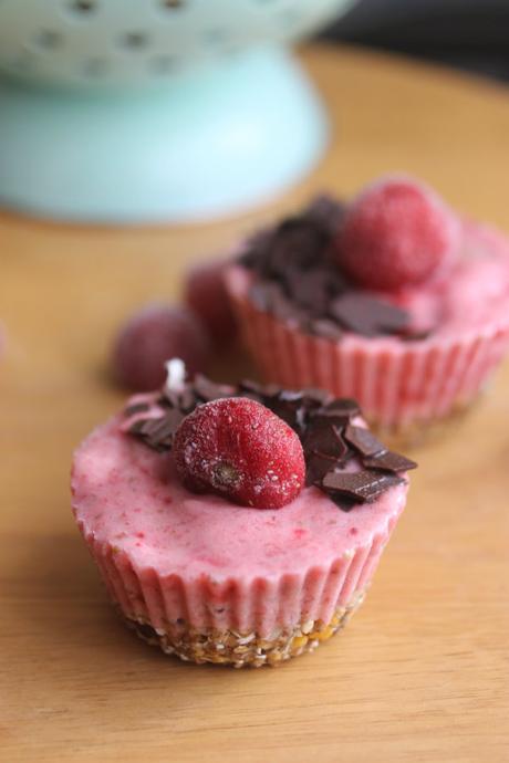 Mini cheescake vegano de fresas (RAW)