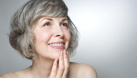 10 eficaces remedios caseros para las canas