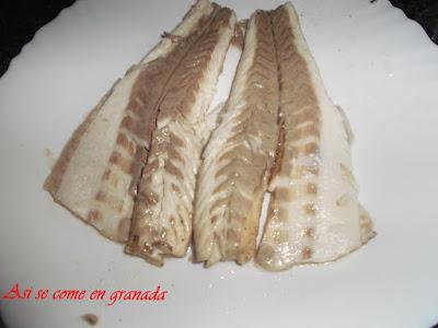 Lubina con salsa de cava