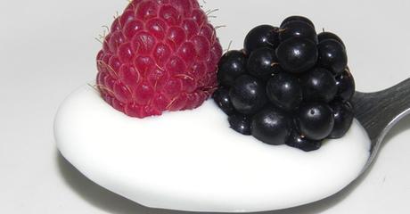 Yogur desnatado: propiedades y valor nutricional en comparación con la leche