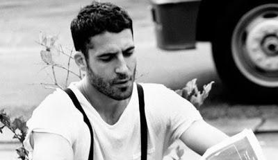 Miguel Ángel Silvestre muestra un talento oculto