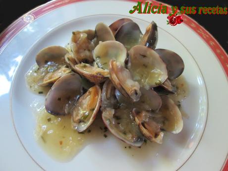 ALMEJAS EN SALSA DE SIDRA