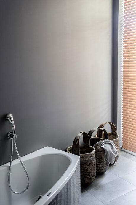 Elegante en grises y madera