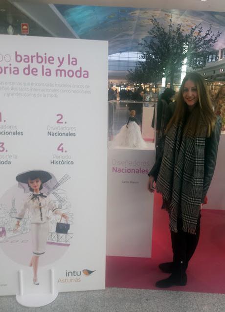 La historia de la moda de la mano de Barbie