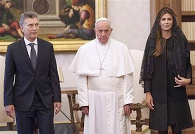 Iguales o parecidos.