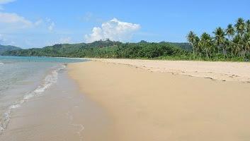 Playa Nacpan en las Filipinas