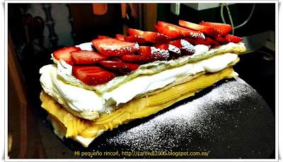 Tarta de hojaldre y fresas